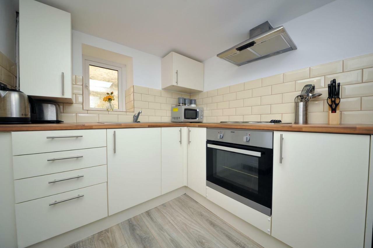 Stone'S Throw City Centre - Tv In Every Bedroom! Swansea Exterior foto